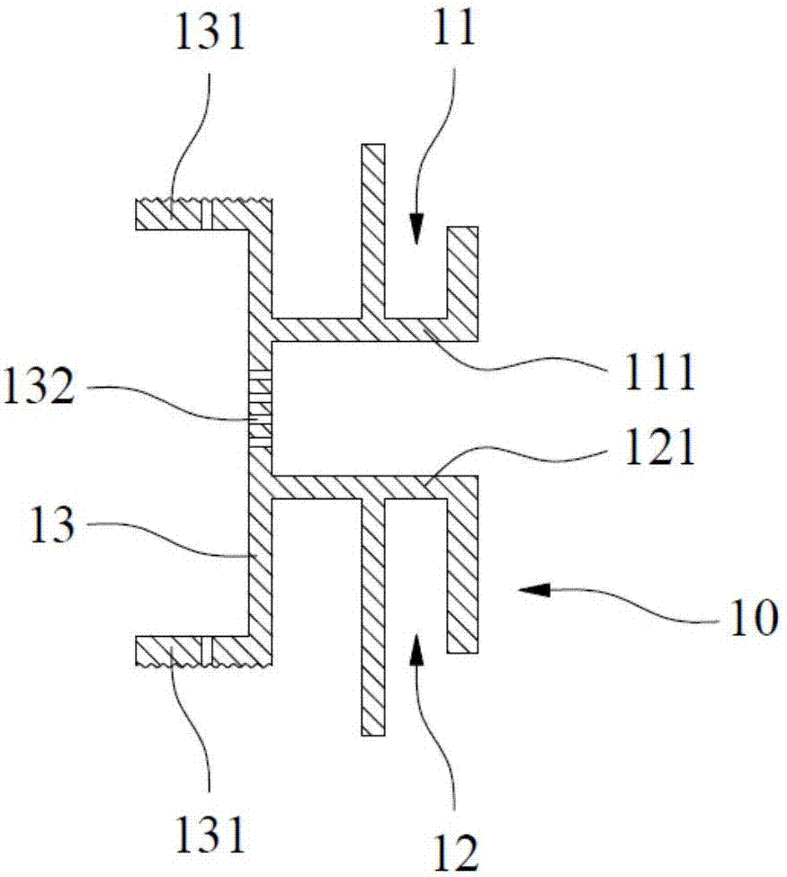 一種建筑內(nèi)墻的吸音裝飾結(jié)構(gòu)的制作方法與工藝