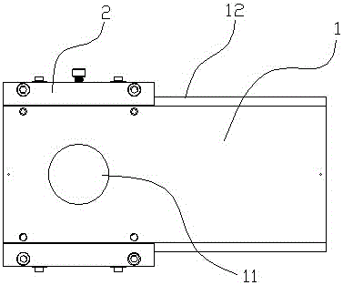 一種便于清洗擠出機(jī)的可移動(dòng)連接裝置的制作方法