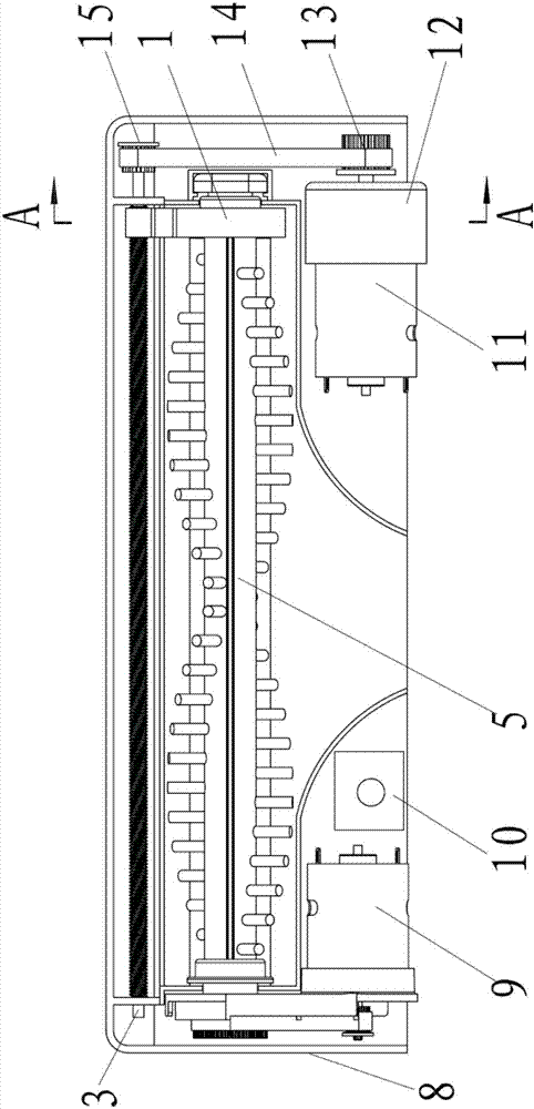 一种用于清洁器具的滚刷缠绕物切除装置及其清洁器具的制作方法