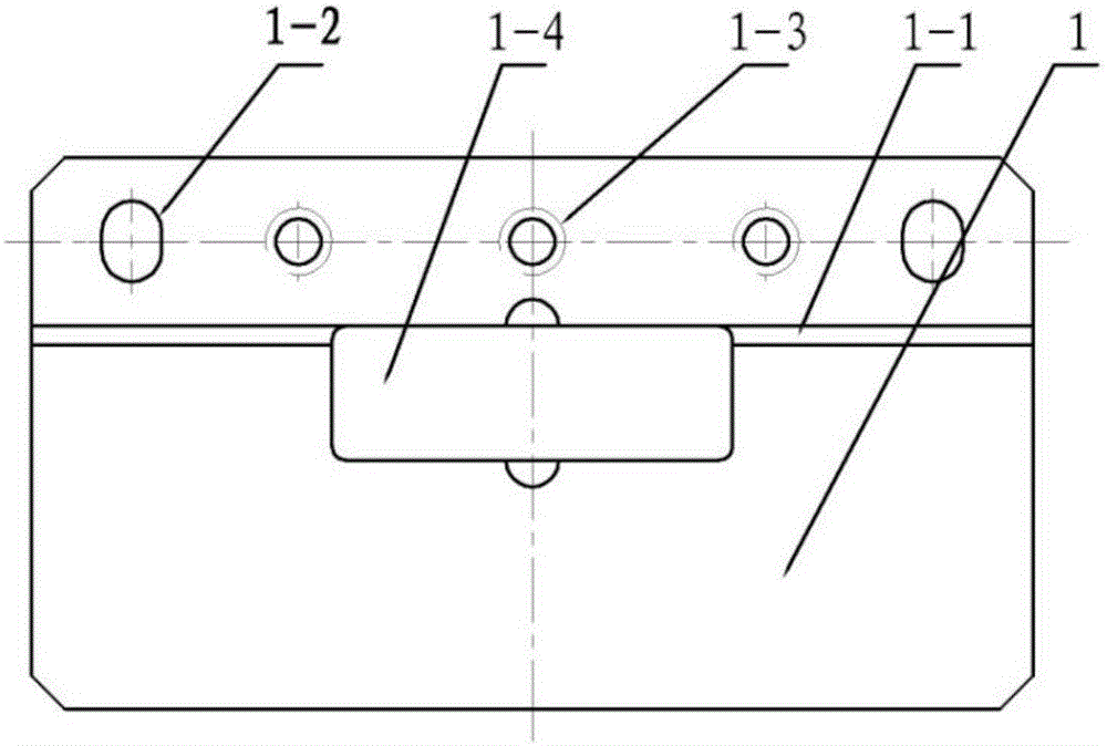 一种链条加装附件的模具的制作方法与工艺