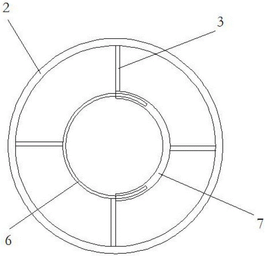 一種用于將打谷機(jī)內(nèi)的稻谷轉(zhuǎn)移到編織袋的固定裝置的制作方法