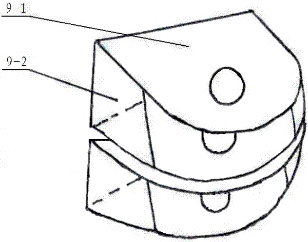 折腰式拖拉机的双牵引装置的制作方法