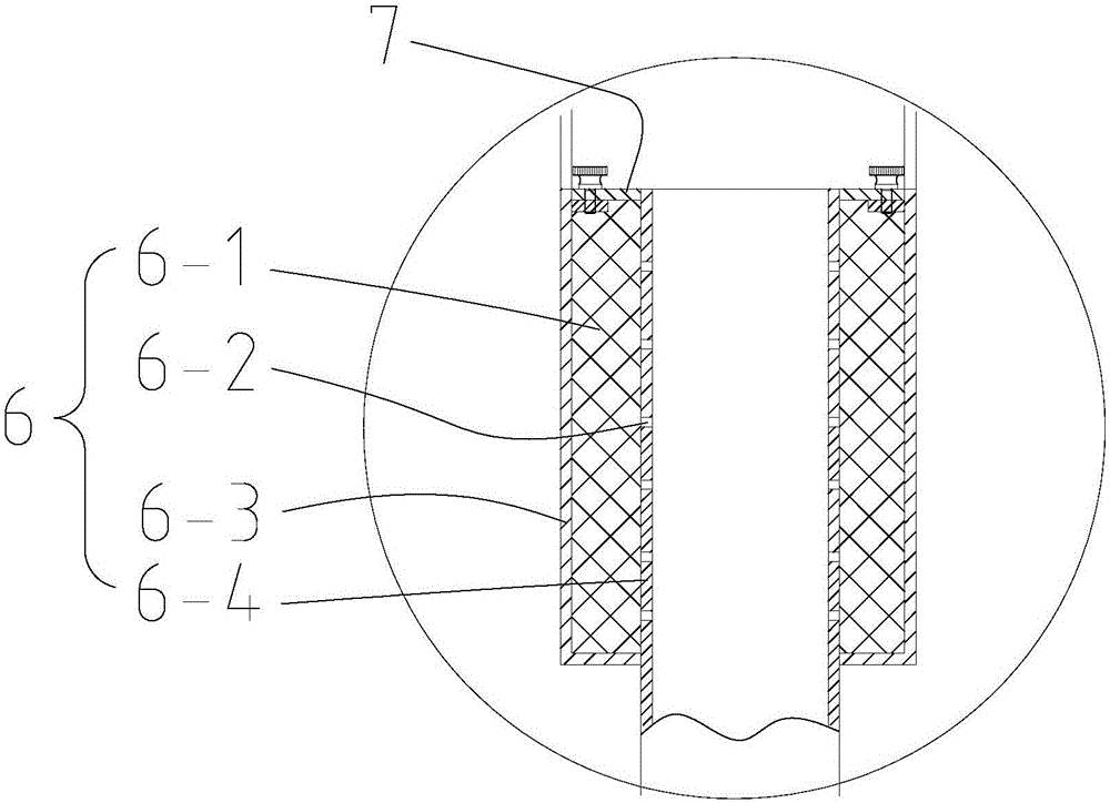 一種粗紗機(jī)集中間歇吸棉裝置的制作方法