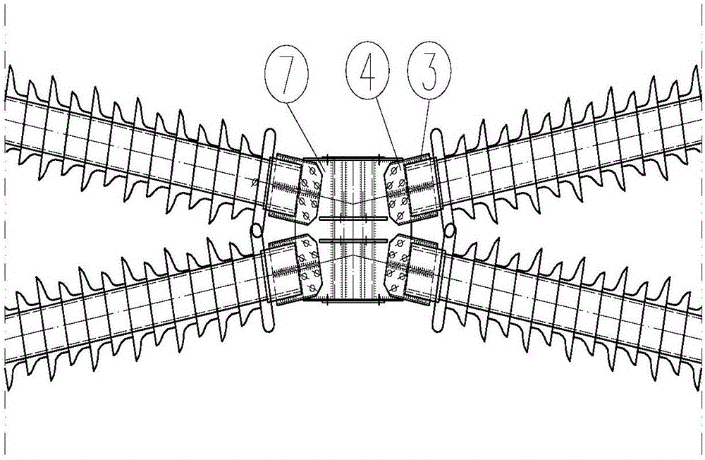 一种用于酒杯型塔中相复合横担的连接结构的制作方法与工艺