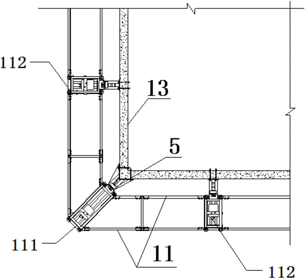 一种转角附着升降脚手架主框架的制作方法与工艺