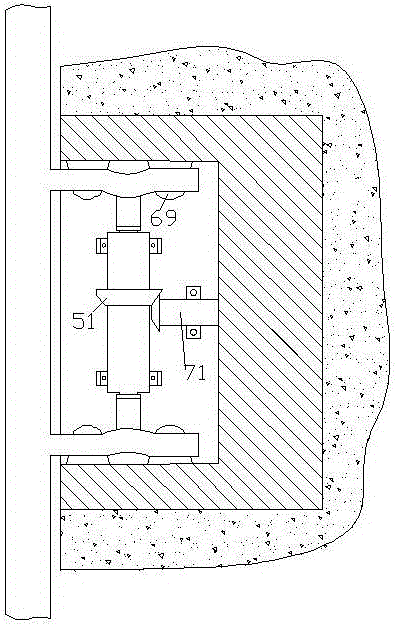 一種液晶廣告屏的新型安裝裝置的制作方法