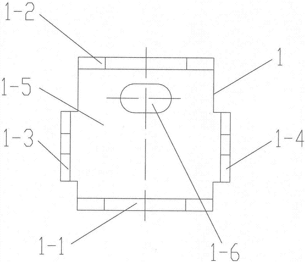 一種用于固定閣樓式貨架鏤空樓板用的樓板扣的制造方法與工藝