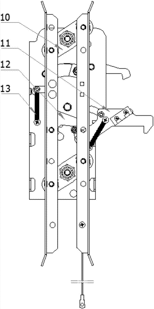 本实用新型涉及电梯设备领域,尤其涉及一种轿门锁一体式门刀结构