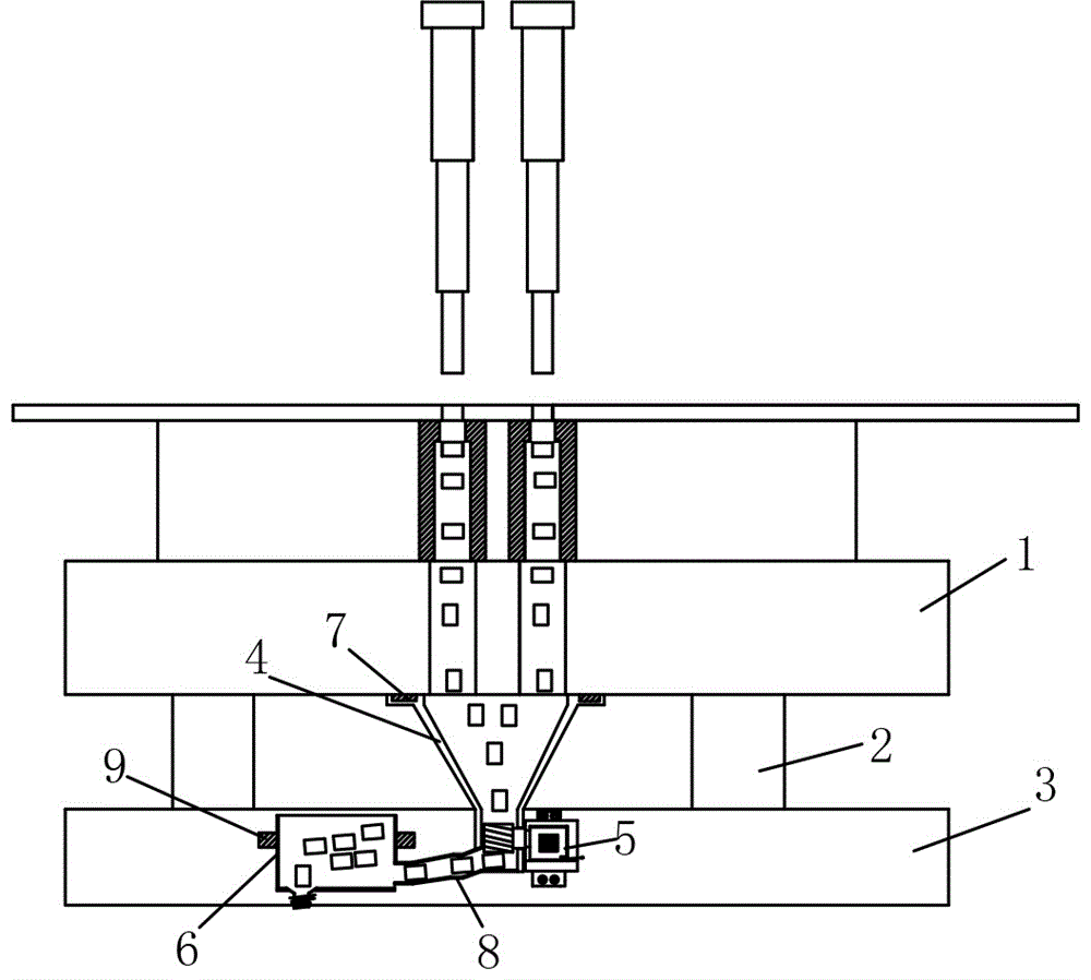 本发明涉及一种冲压模具用排料装置,具体的说是一种冲压废料负压强排