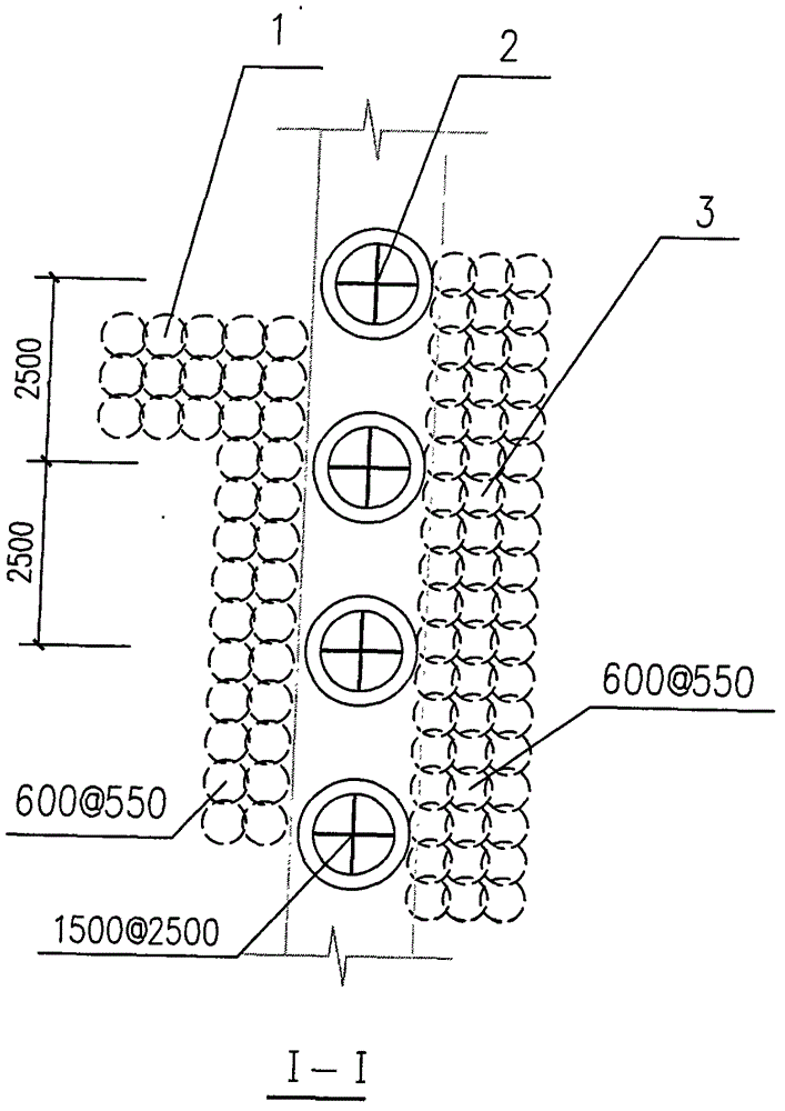 一种建筑基坑用四位一体筒状咬合桩支护结构的制作方法与工艺