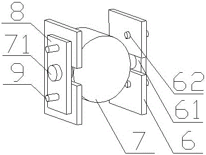 一種復(fù)合肥生產(chǎn)線上斗提機(jī)的可調(diào)軸承座的制作方法與工藝