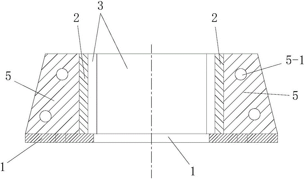 一种连续刚构桥合拢段顶推用U型钢板反力架的制作方法与工艺