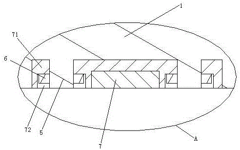 設(shè)有柔性層鎖與裙邊的快速導(dǎo)熱熱閉型防火門的制作方法與工藝