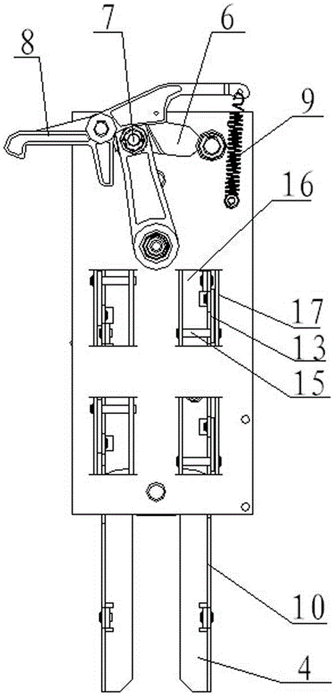 实现电梯轿厢的开,合功能,同时通过门刀与层门装置上的门球之间相互