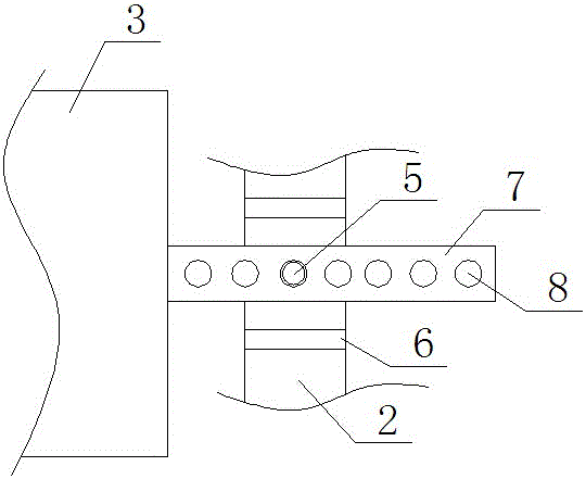 一種寬度可調(diào)節(jié)的產(chǎn)床母豬欄的制作方法與工藝