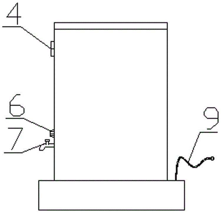 一种带制冷装置的中型榨汁机的制作方法