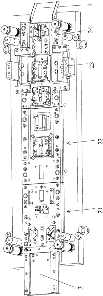 車用加強(qiáng)板制造設(shè)備及使用該設(shè)備制造車用加強(qiáng)板的方法與流程