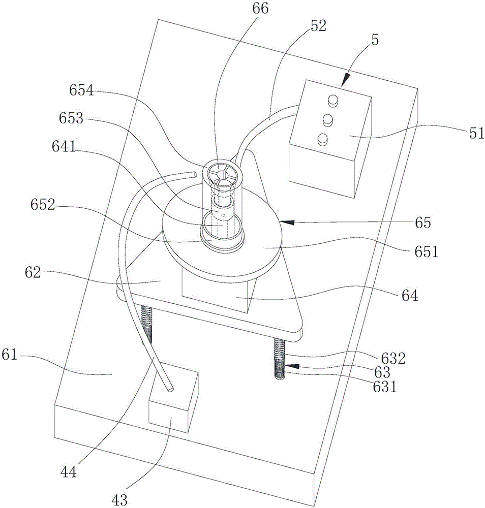 一種具有新型水嘴加工裝置的臺鉆的制作方法