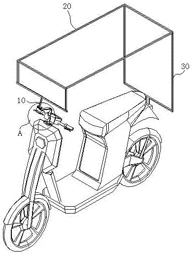 可调节倾斜度的电动车遮阳蓬前端连接架的制作方法