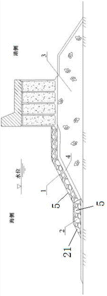 一种基于局部块石灌浆的直立式防波堤护基的制作方法