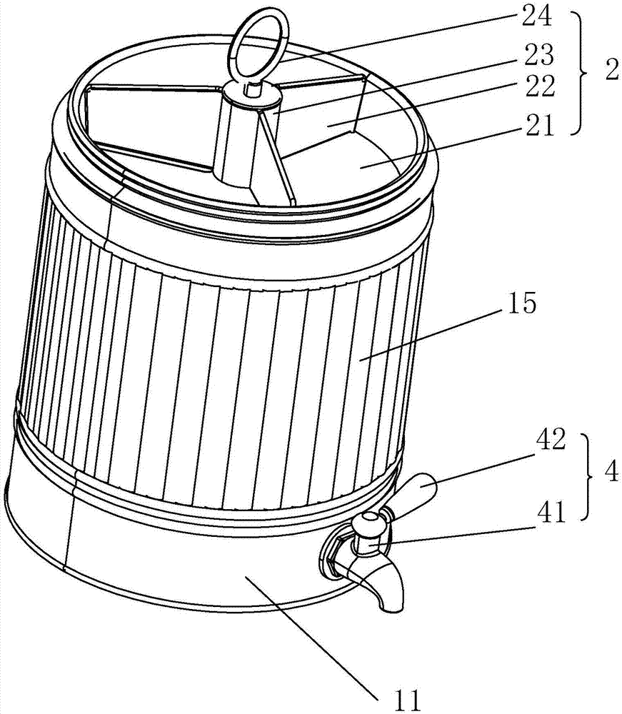 一种多功能的双层结构饮料桶的制作方法