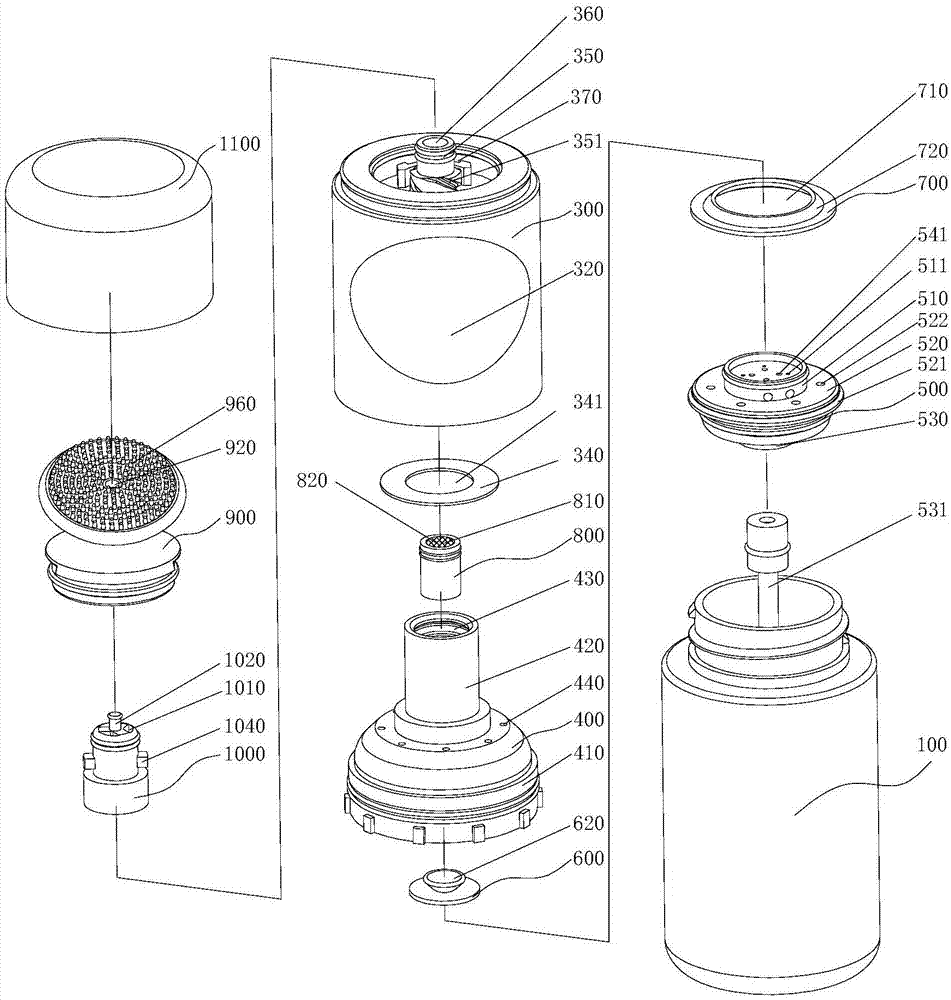 一种新型挤压式泡沫泵的制作方法