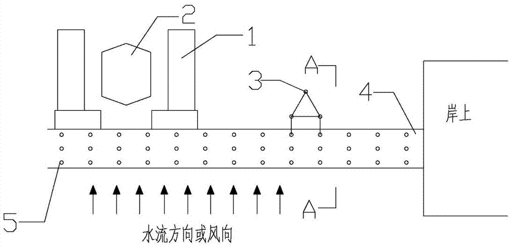 一种钢栈桥中部横向限位加固的方法及其加固装置与流程