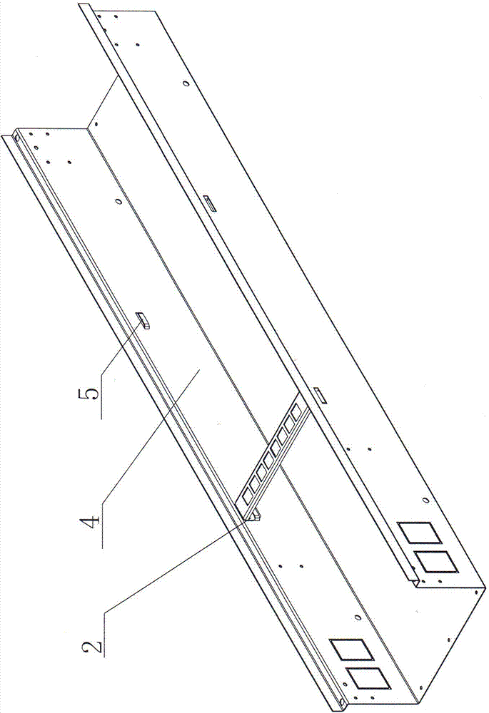 一种地板嵌入式对流器支撑板及采用其的地板嵌入式对流器外壳的制作方法