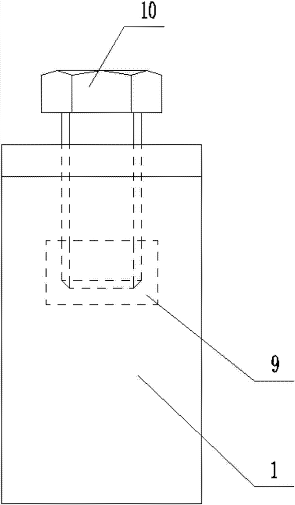 一种单极单孔式安全滑触线固定架的制作方法