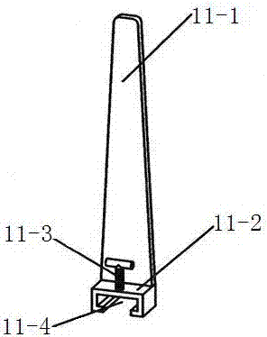 一种无缝包芯线机上的钢带放线架的制作方法