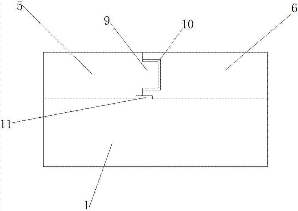 一种防异物堆积的组装工作台的制作方法