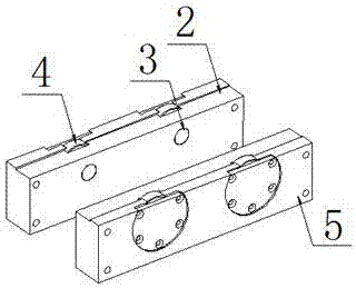 一种用于蛋糕箱贴角机的固定连接装置的制作方法