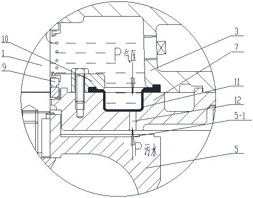 一种充油式潜污泵的机械密封压力平衡装置的制作方法