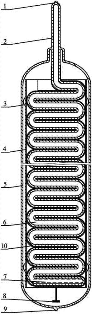 一种纵向横置折弯层叠热管集热芯真空集热管模块的制作方法