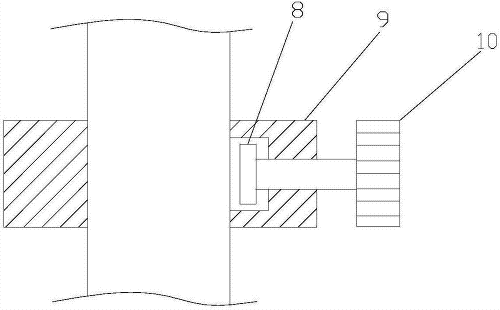 可伸缩双刃镰刀的制作方法