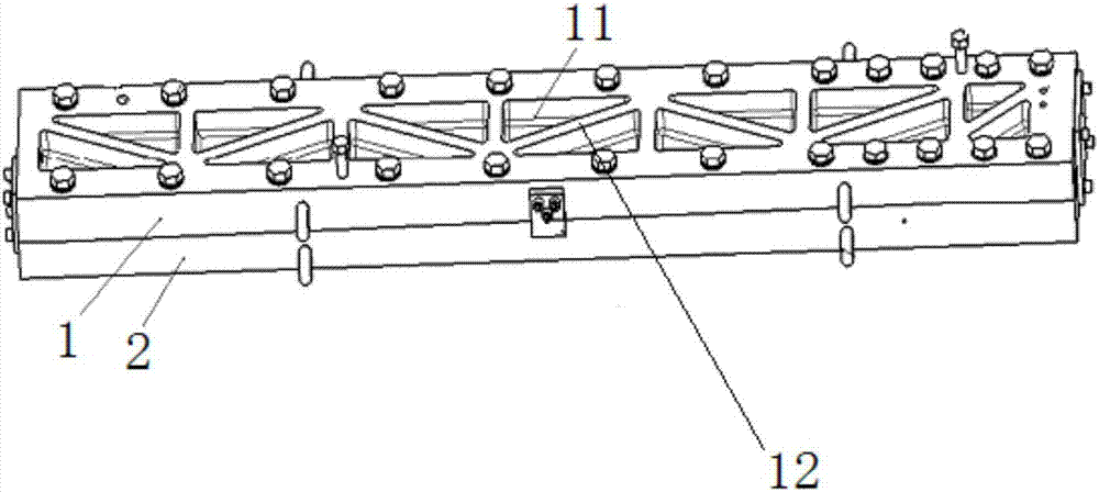 一种直升机复合材料桨叶成型模具的制作方法