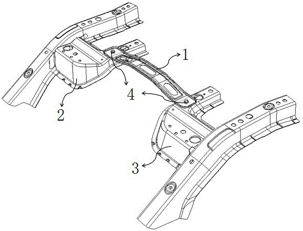 一种车架中通道加强梁及其装配结构的制作方法