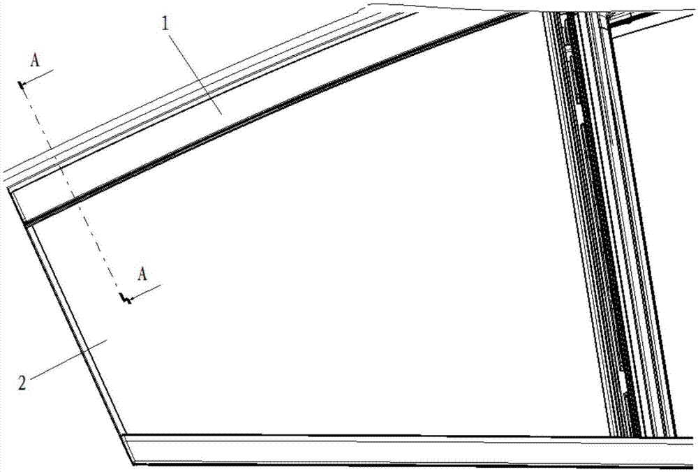 一种车门后角窗区域的导槽与后角窗的连接结构的制作方法