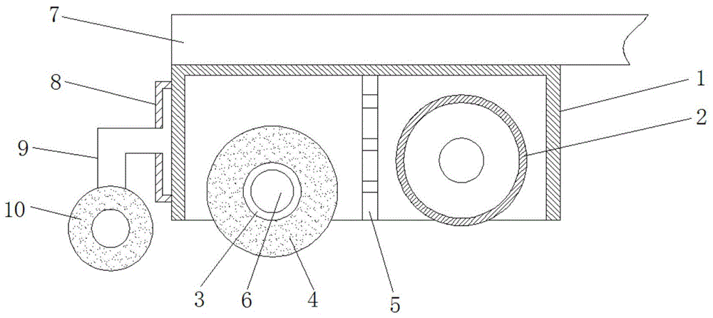 一种太阳能发电站清洗车清洗属具的制作方法