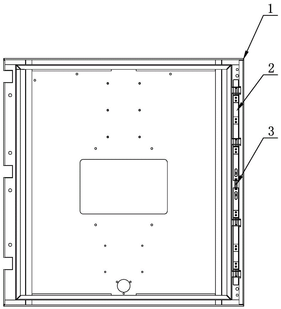 一种中置柜门板锁的制作方法