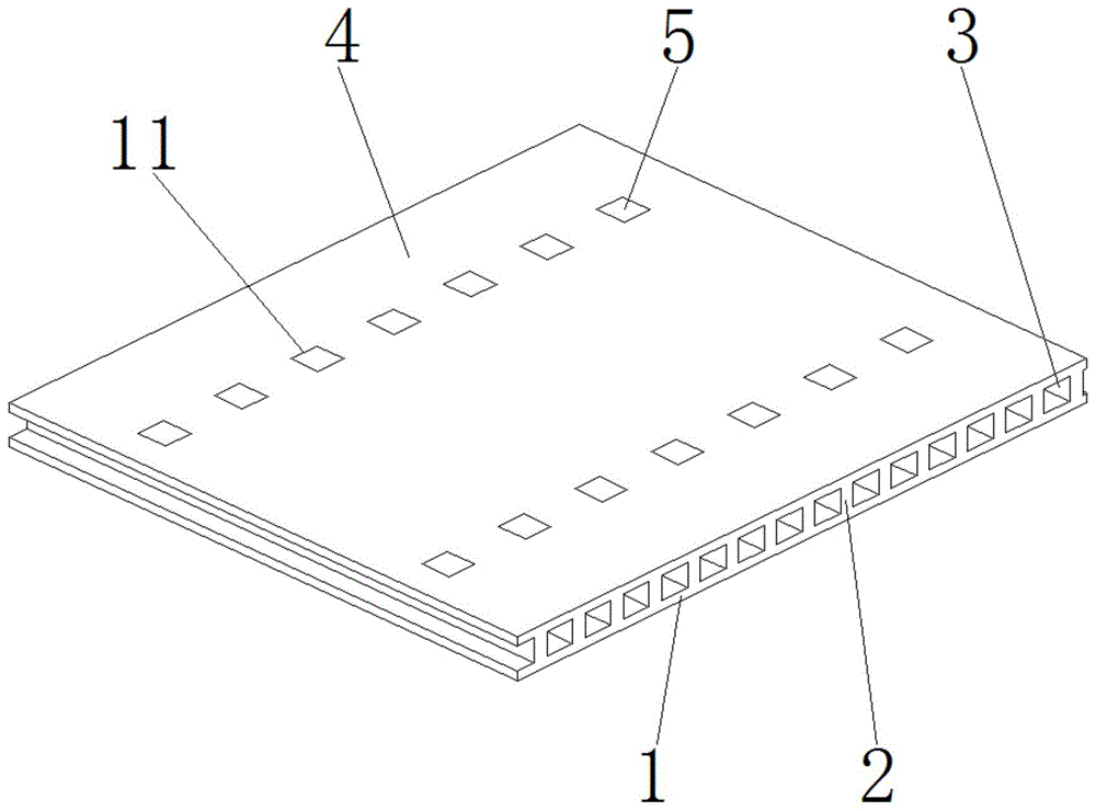 一种便于托盘固定的集装箱底板的制作方法