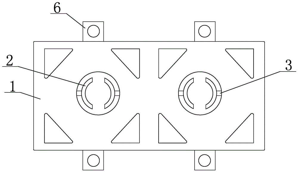 一种滤波电容器引出端子安装用固定架板的制作方法