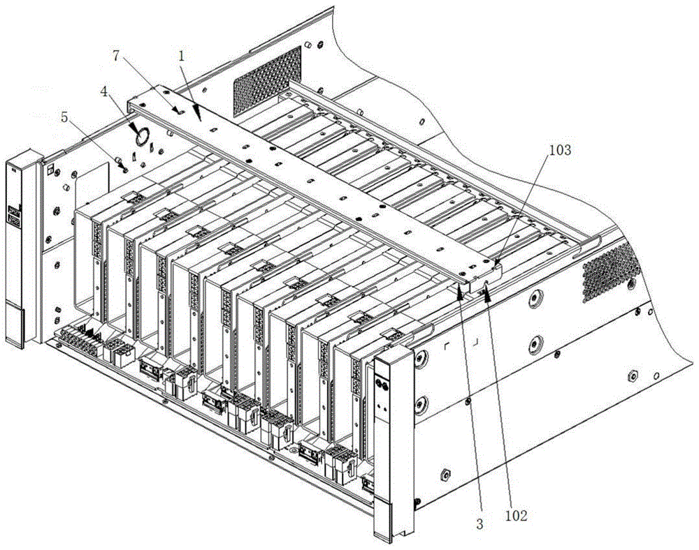 一种新型通用多GPU免工具压卡机构的制作方法