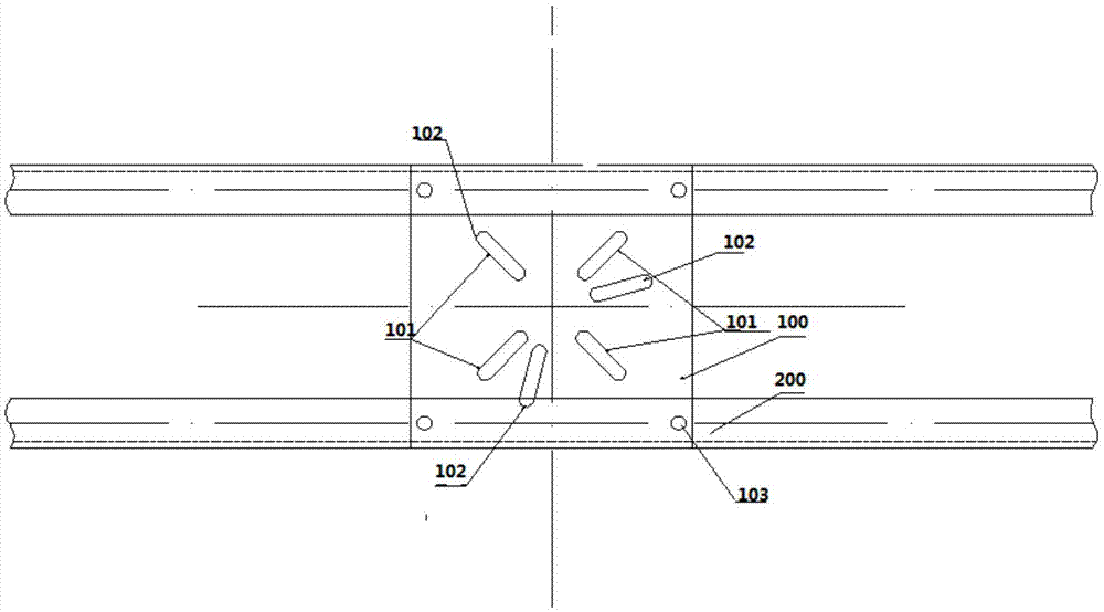 三、四孔通用避雷器安装托架的制作方法