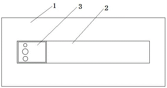 一种方便传递物品的长桌的制作方法