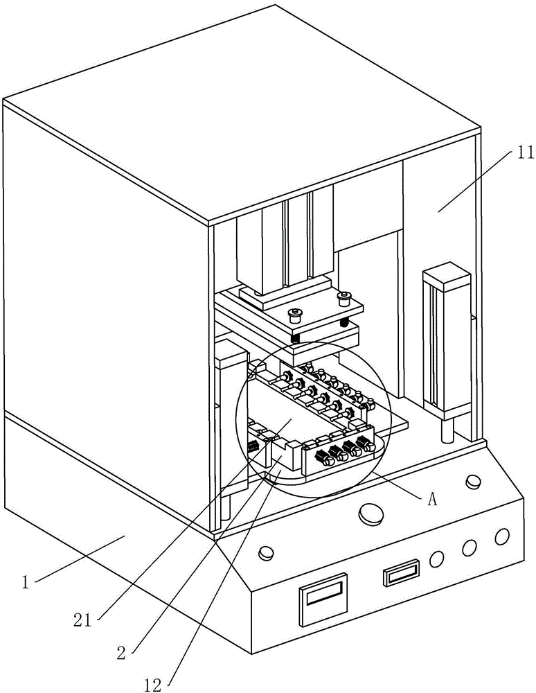 一种电池盖滚压装置的制作方法