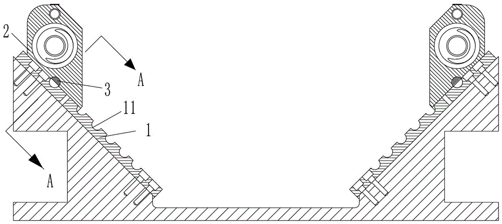 改进的开放式圆网印花机滑座定位结构的制作方法