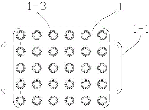 卡车纵梁孔位通用返修装置的制作方法