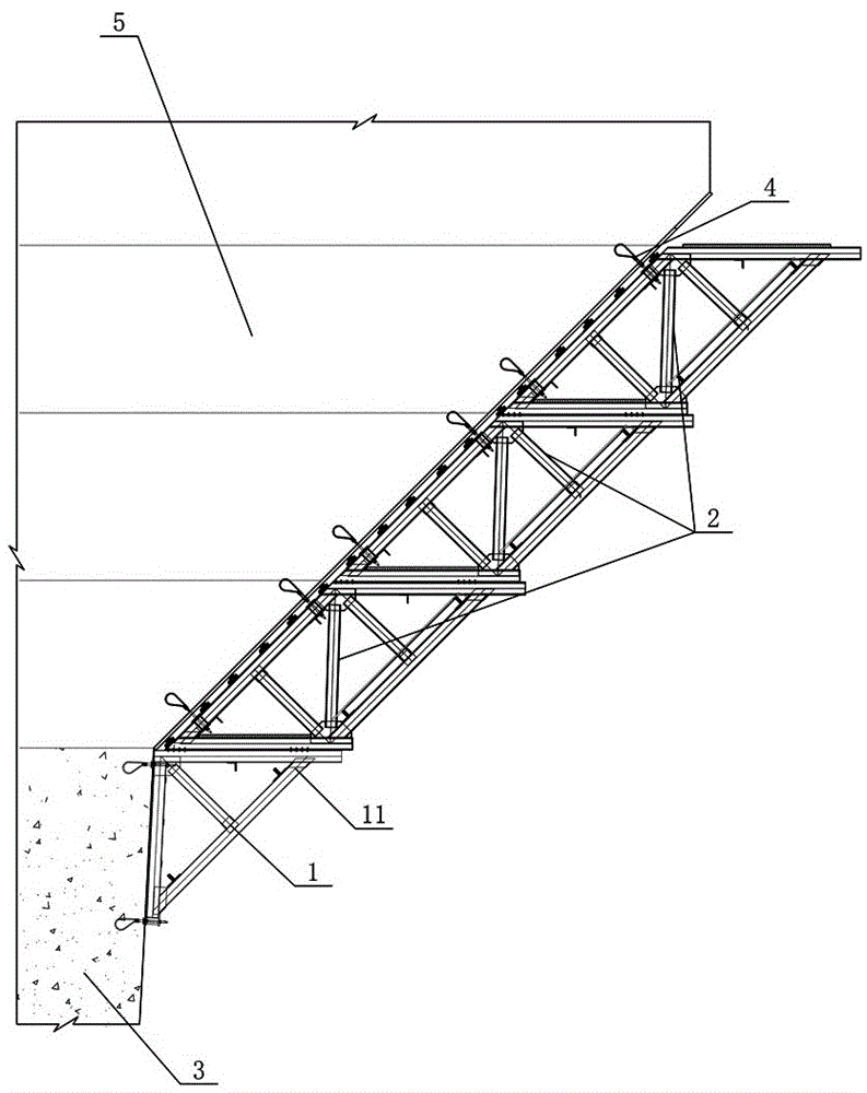 外支撑装配式桁架悬臂模板的制作方法