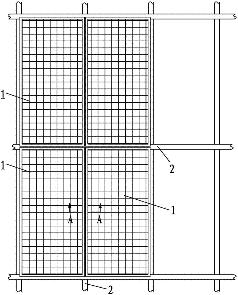 一种可用作顶棚的太阳能板结构的制作方法